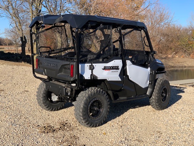 2021 Honda Pioneer 1000 5 pic 91