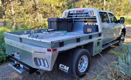 CM AL RD flatbed on 2017 Chevy Silverado LTZ 3500 Dually