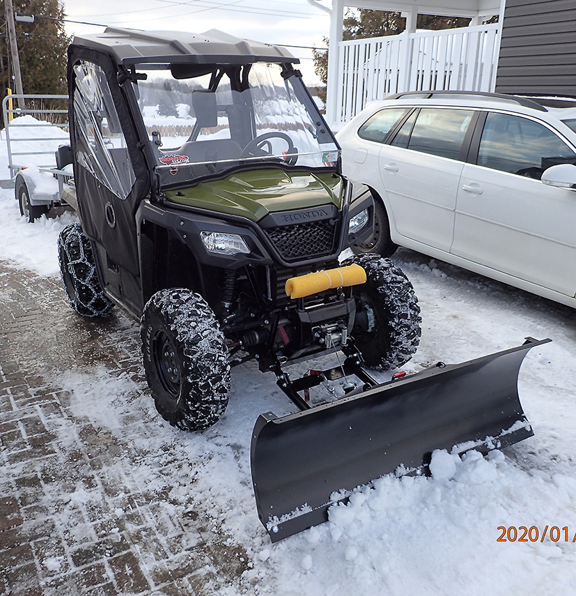 Honda plow 152