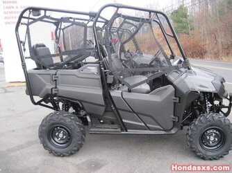 2015HondaPioneer700-7.jpg