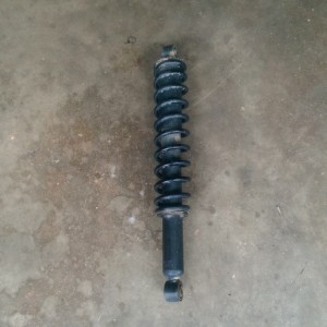 Honda-Pioneer-Shock-Spacer-4