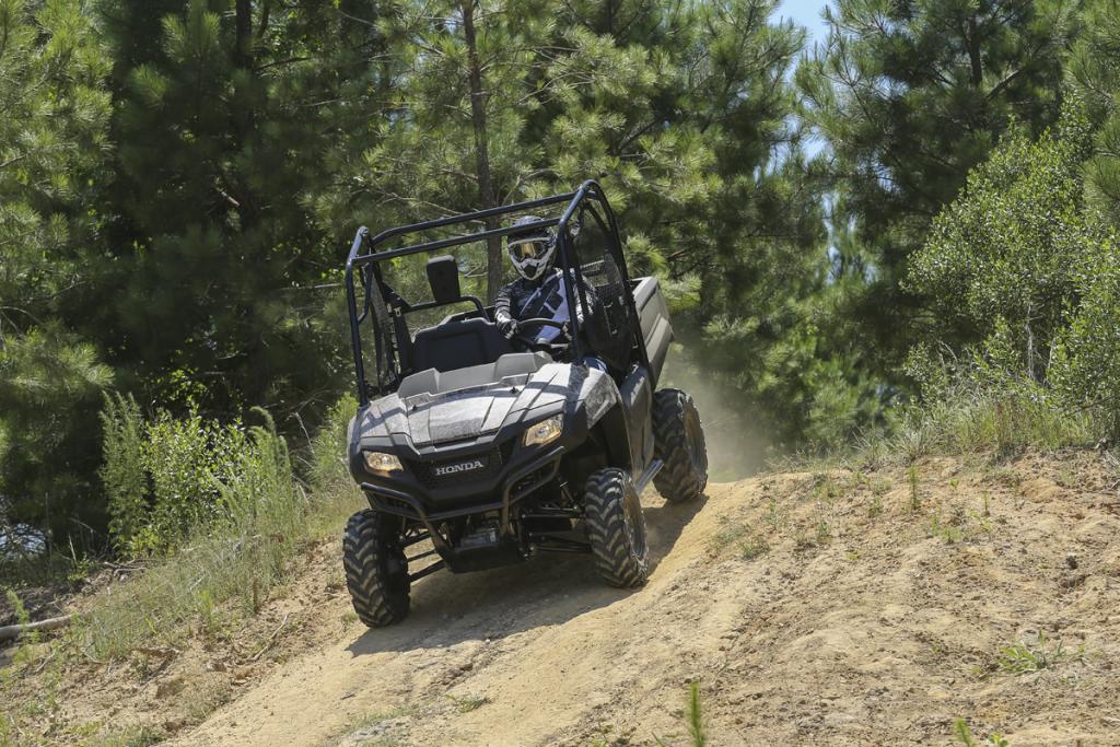 2014-Honda-Pioneer-Action-15