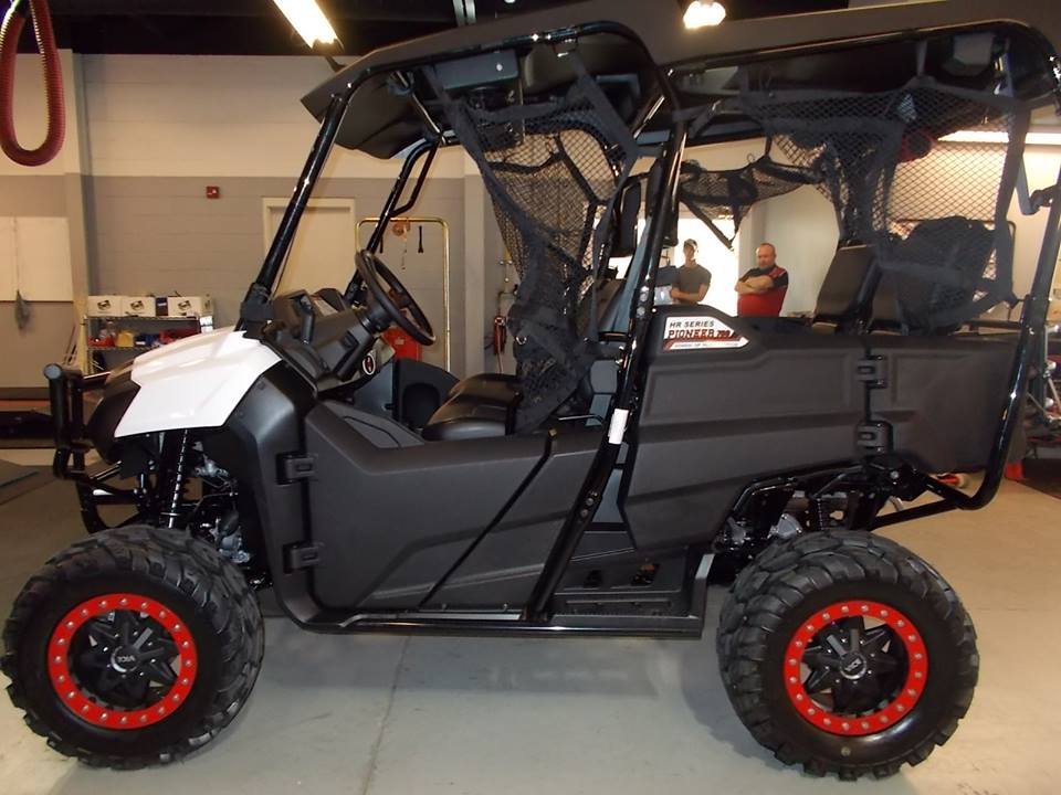 New HR Series Honda Pioneer3